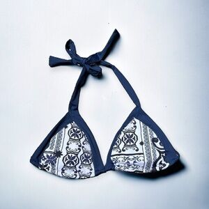 🌻Larissa Minatto Blue & White Patterned Halter String Bikini Top Size Medium